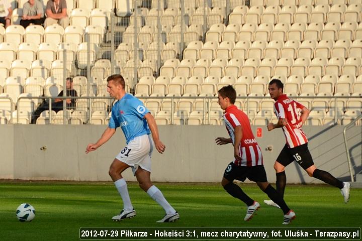 2012-07-29_Piłkarze-Hokeiści_u_2465