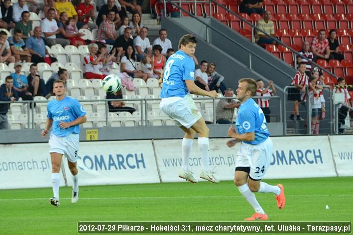 2012-07-29_Piłkarze-Hokeiści_u_2685