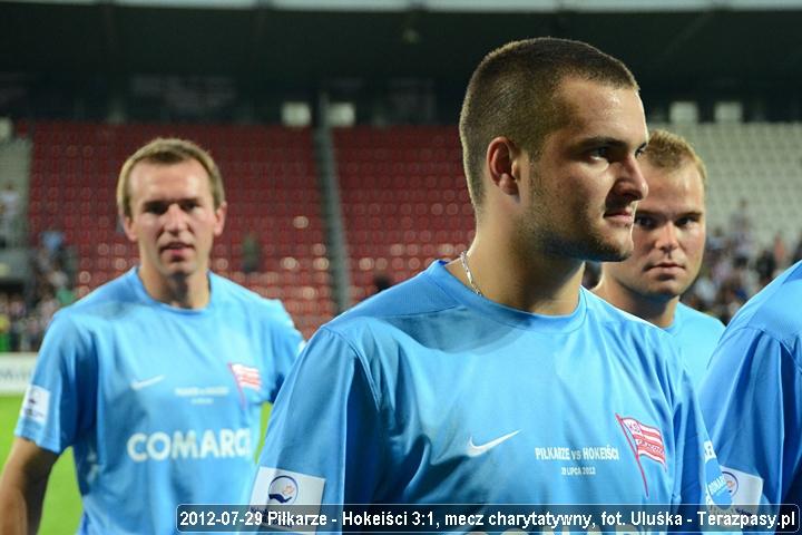 2012-07-29_Piłkarze-Hokeiści_u_3235