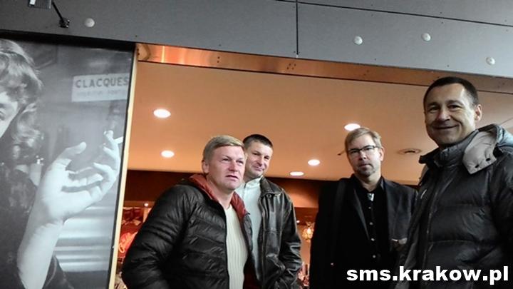 sms-dzn-P_20151014_084914