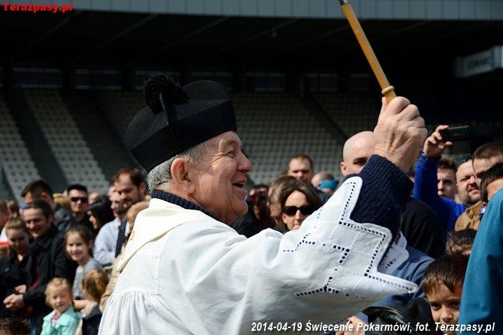 2014-04-19_Swiecenie_Pokarmow_3817_720