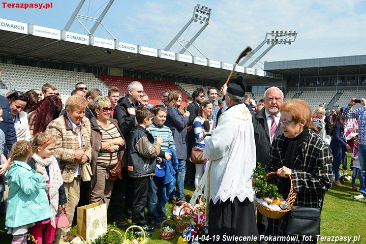 2014-04-19_Swiecenie_Pokarmow_3826_720