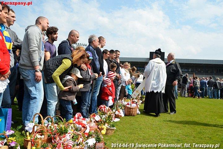 2014-04-19_Swiecenie_Pokarmow_3844_720