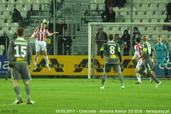 2011-03-19-cracovia-korona_b_258_600