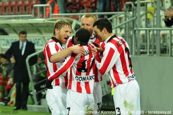 2011-03-19-cracovia-korona_b_726_600