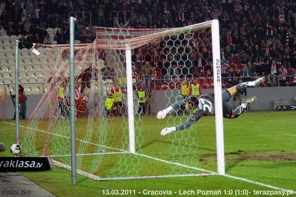 2011-03-13-cracovia-lech_b_218_600