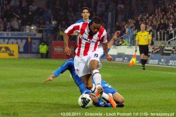 2011-03-13-cracovia-lech_b_277_600