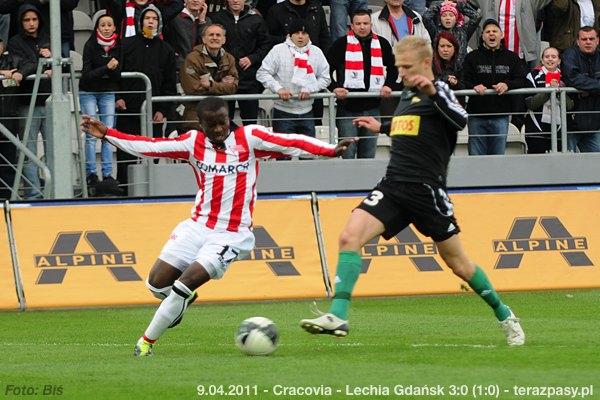 2011-04-09-cracovia-lechia_b_114_600