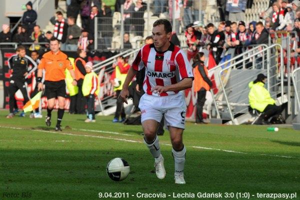 2011-04-09-cracovia-lechia_b_297_600