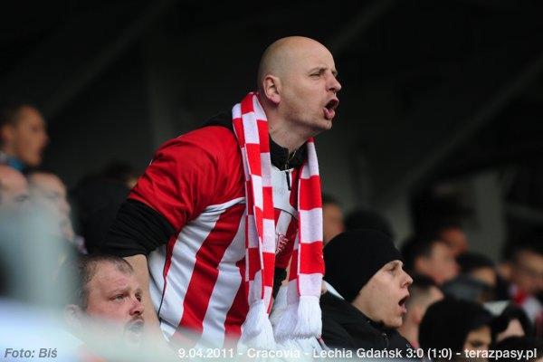 2011-04-09-cracovia-lechia_b_323_600
