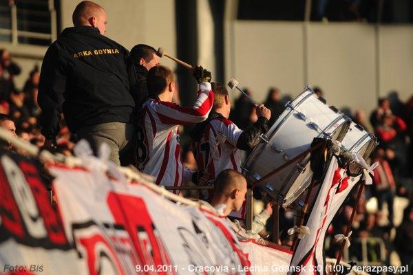 2011-04-09-cracovia-lechia_b_384_600