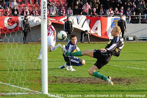 2011-04-09-cracovia-lechia_b_407_600