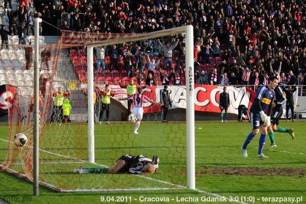 2011-04-09-cracovia-lechia_b_419_600