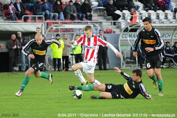 2011-04-09-cracovia-lechia_b_523_600