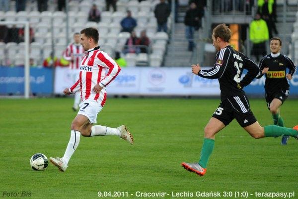 2011-04-09-cracovia-lechia_b_584_600