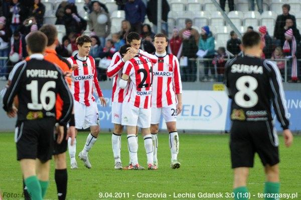 2011-04-09-cracovia-lechia_b_620_600