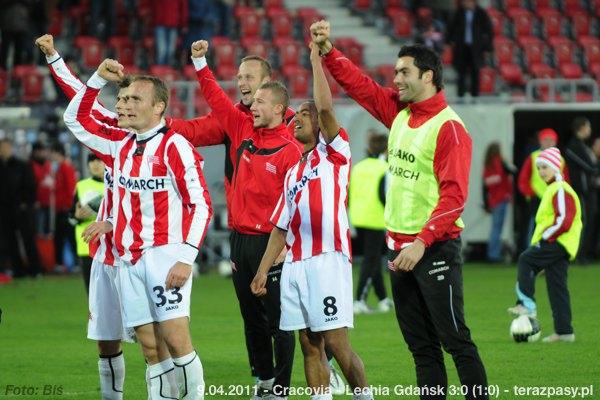 2011-04-09-cracovia-lechia_b_672_600