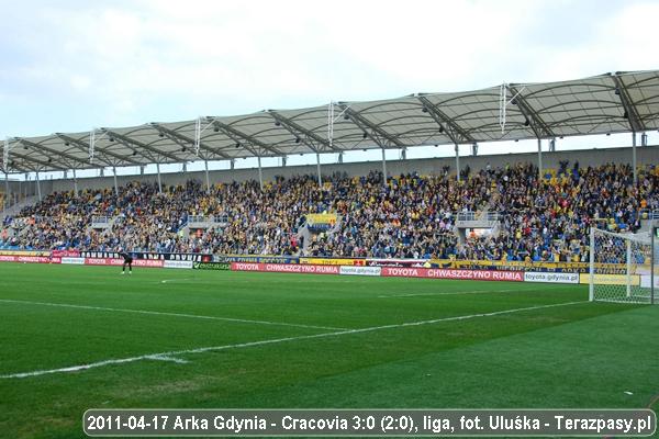 2011-04-17-oe-arka-cracovia-u_3596_600