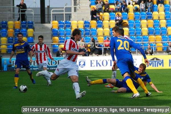 2011-04-17-oe-arka-cracovia-u_3625_600