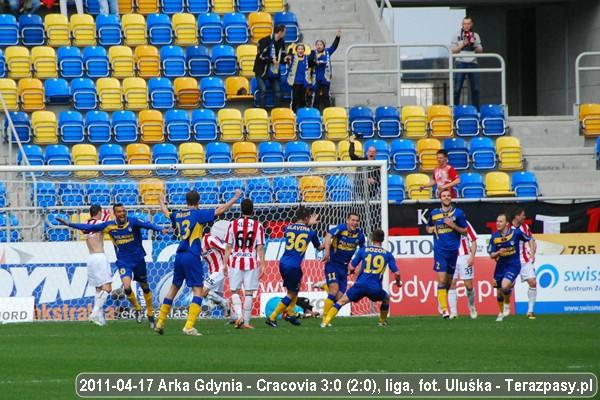 2011-04-17-oe-arka-cracovia-u_3635_600