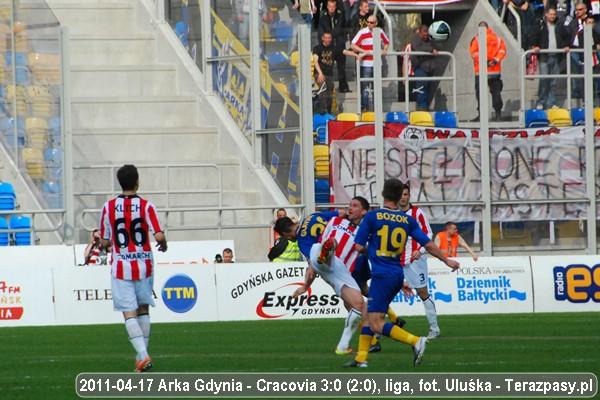 2011-04-17-oe-arka-cracovia-u_3686_600