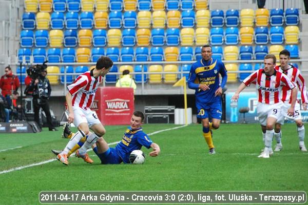 2011-04-17-oe-arka-cracovia-u_3730_600