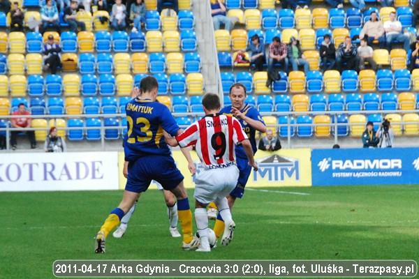 2011-04-17-oe-arka-cracovia-u_3732_600