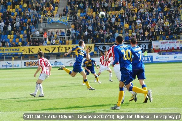 2011-04-17-oe-arka-cracovia-u_3810_600