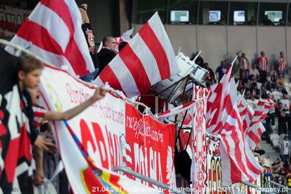 2011-04-21-cracovia-zaglebie_lubin_b_668_600