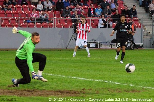 2011-04-21-cracovia-zaglebie_lubin_b_697_600