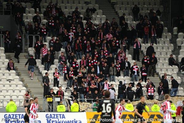 2011-05-07-cracovia-polonia-w_b_0522_600