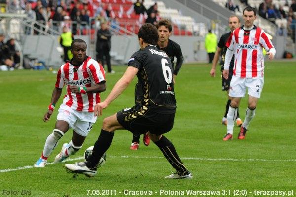 2011-05-07-cracovia-polonia-w_b_0645_600
