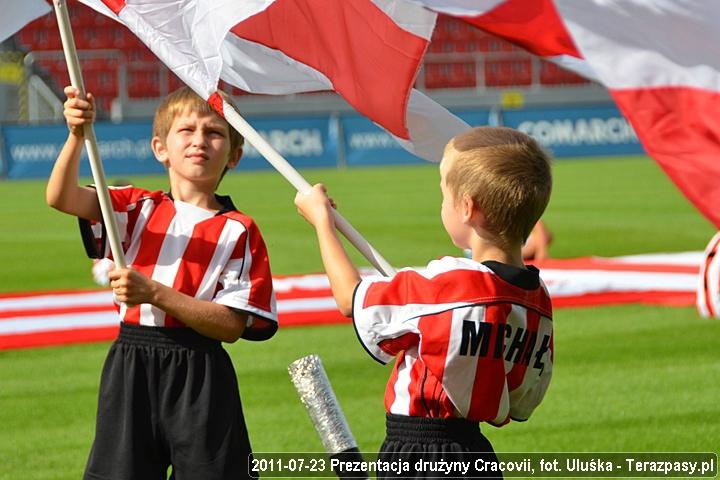 2011-07-23_prezentacja_druzyny-u_5293_720