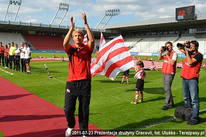 2011-07-23_prezentacja_druzyny-u_5330_720