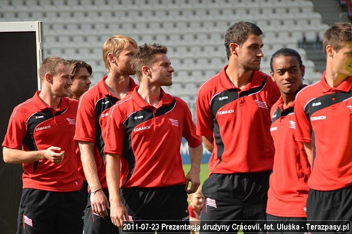 2011-07-23_prezentacja_druzyny-u_5400_720