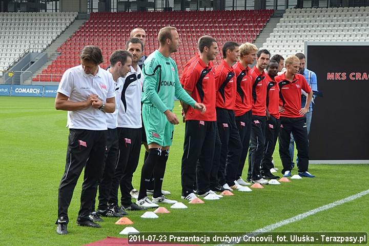 2011-07-23_prezentacja_druzyny-u_5465_720
