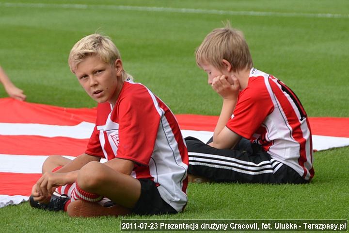 2011-07-23_prezentacja_druzyny-u_5479_720