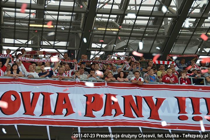 2011-07-23_prezentacja_druzyny-u_5597_720