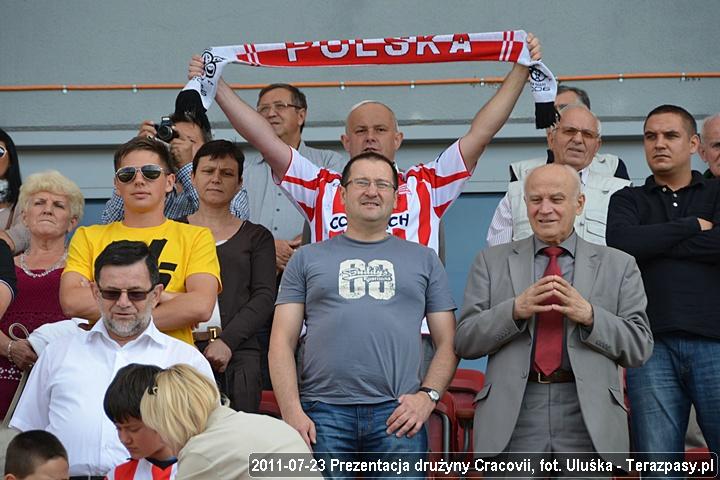 2011-07-23_prezentacja_druzyny-u_5635_720