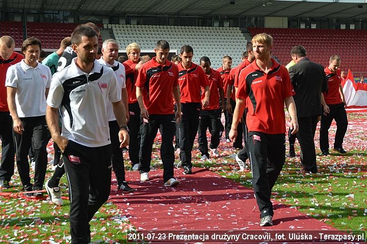 2011-07-23_prezentacja_druzyny-u_5650_720