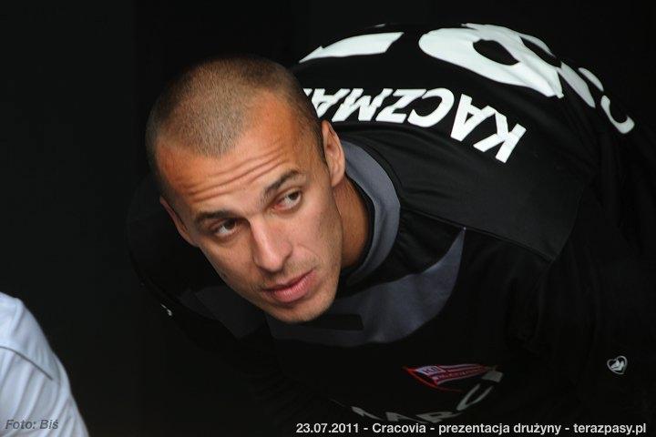 2011-07-23-cracovia-prezentacja_druz?çyny_b_015_720