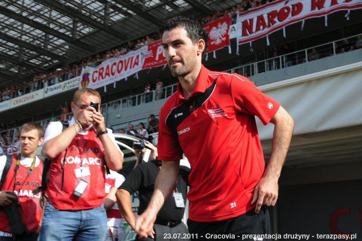 2011-07-23-cracovia-prezentacja_druz?çyny_b_059_720