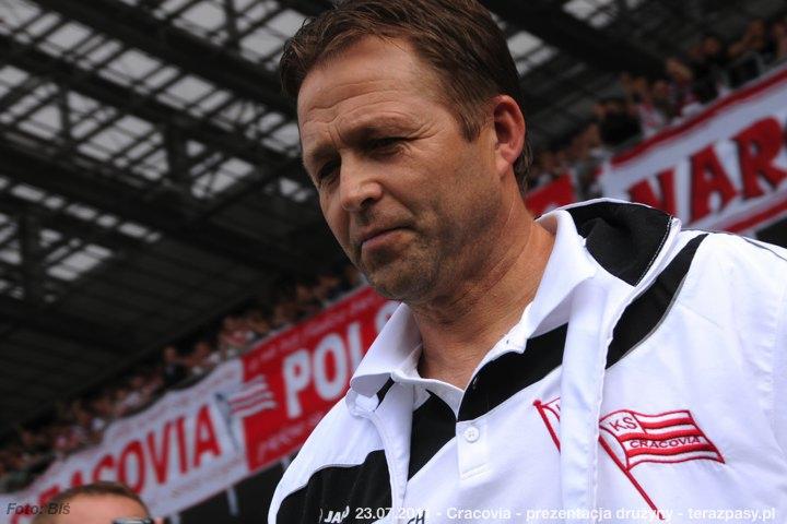 2011-07-23-cracovia-prezentacja_druz?çyny_b_109_720