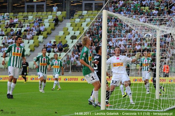 2011-08-14-lechia-cracovia_b_0206_720