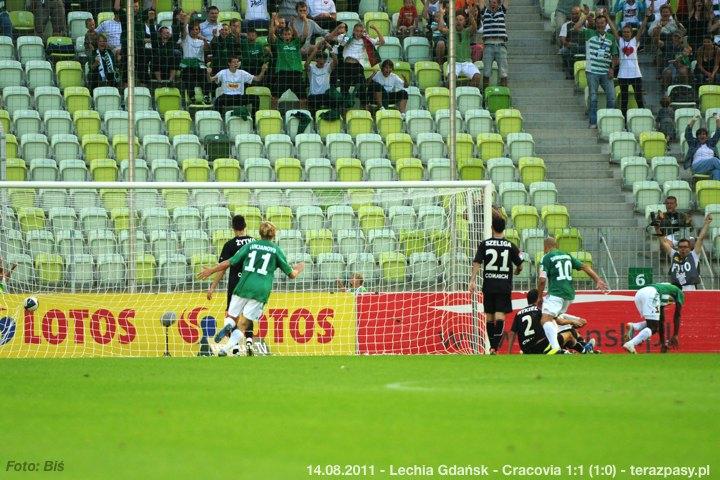 2011-08-14-lechia-cracovia_b_0358_720