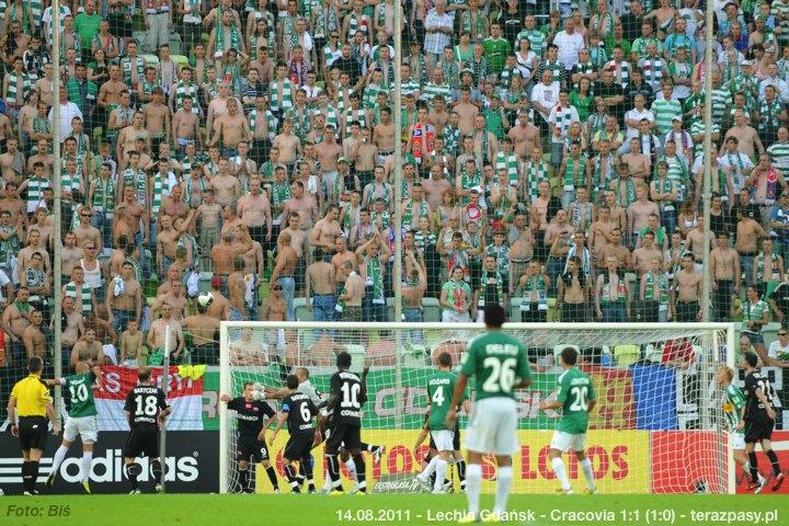 2011-08-14-lechia-cracovia_b_0670_720