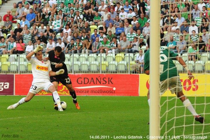 2011-08-14-lechia-cracovia_b_0719_720