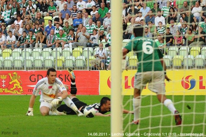 2011-08-14-lechia-cracovia_b_0720_720