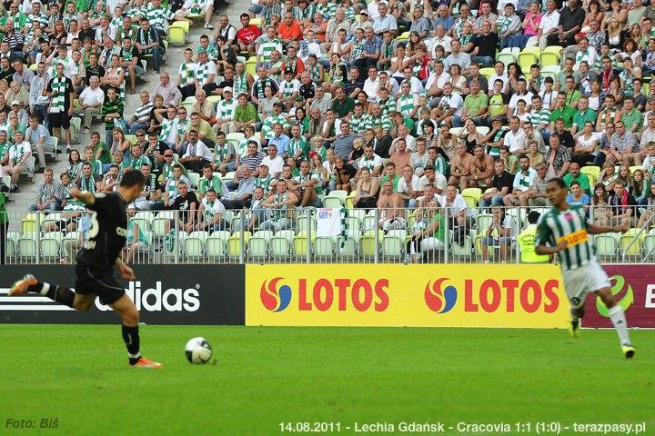2011-08-14-lechia-cracovia_b_0964_720