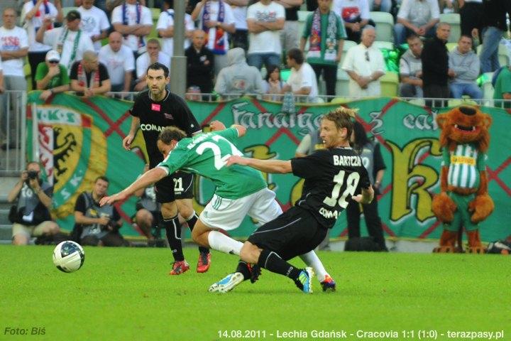 2011-08-14-lechia-cracovia_b_1044_720